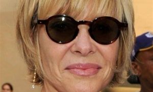 Hairstyles That Make You Look Younger Over 50 - Fave HairStyles