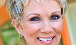 13 Gorgeous Short Pixie Haircuts for Older Women